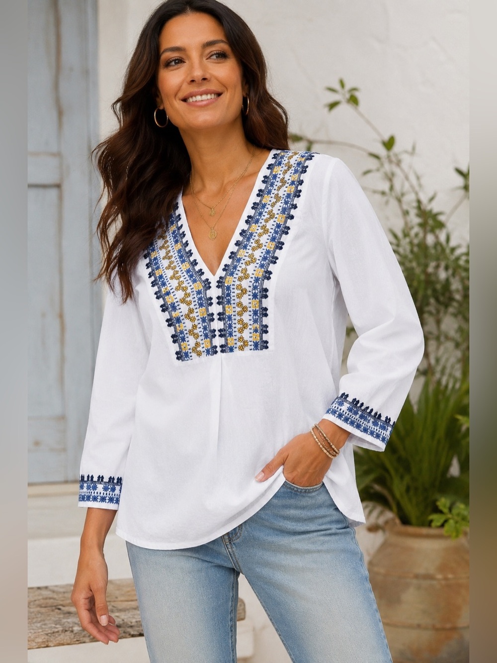 Boston Proper Embroidered Boho Peasant Tunic Top White V-Neck Medium Cottagecore